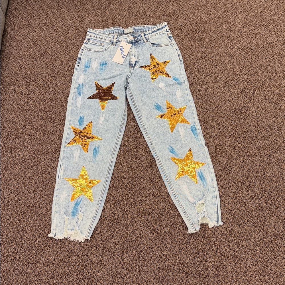 Women's Skinny Jeans with Gold Star Accents